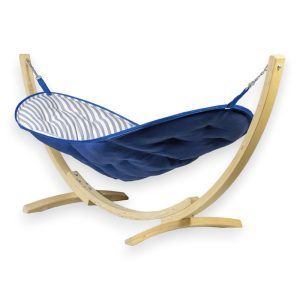 COCCOLA muokattavissa oleva riippumatto, jossa on kaksipuolinen logo brändiviestintää varten