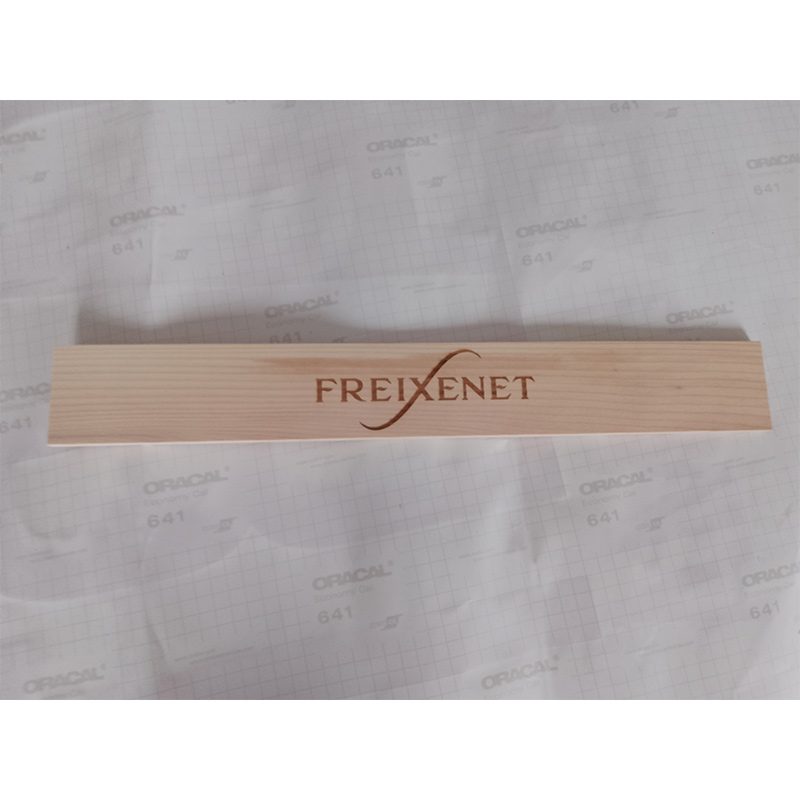 Caisson en pin personnalisable pour événements et promotions