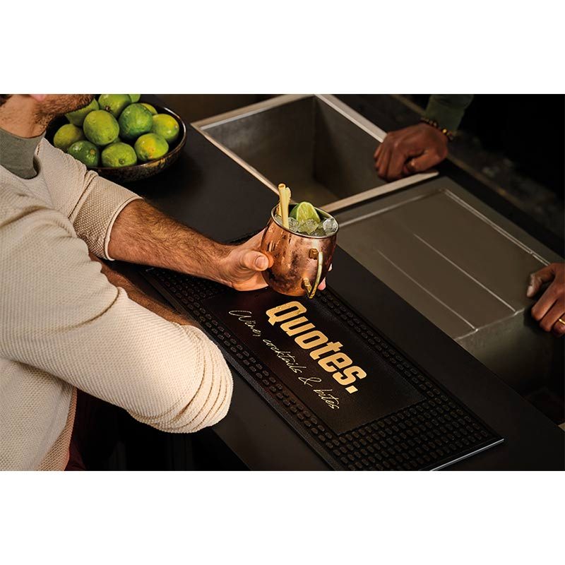 Tapis publicitaire en caoutchouc antidérapant pour comptoir de bar