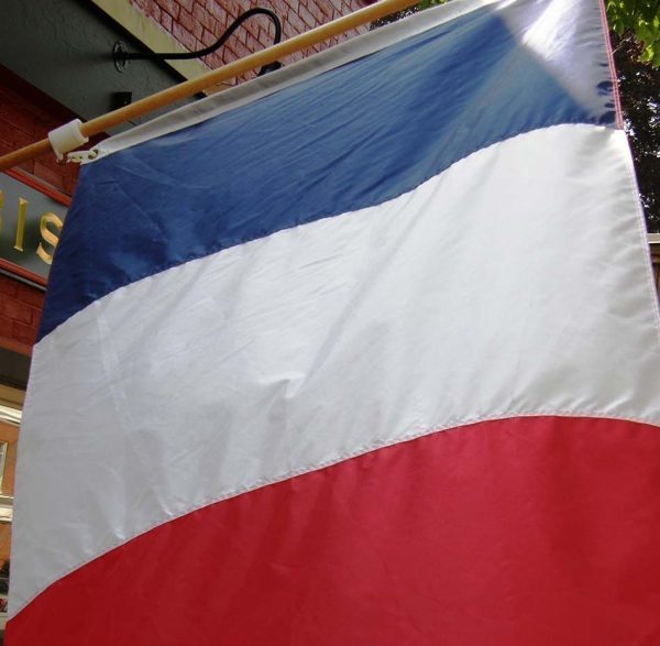 drapeaux publicitaires Français