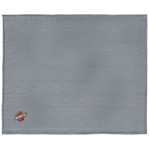 Plaid personnalisé Springwood Présentation dans une pochette cadeau Seasons. Design Exclusif. 100% Polyester.