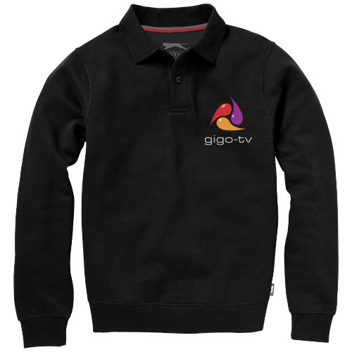 Personnalisation de sweat avec impression de texte en couleur.