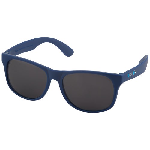 Personlige retro solbriller - solide retro solbriller med sorte tonede glas, kategori 3 beskyttelse.