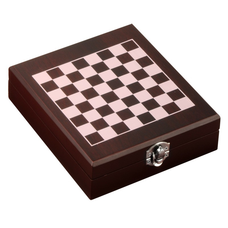 Sublime jeu d'échecs et vin