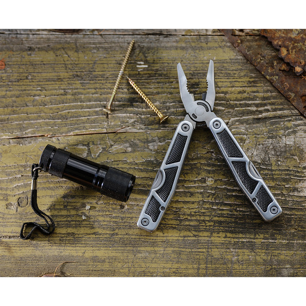 Multitool Survivor avec jeu de torches